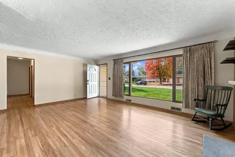 Living - 4212 Crestview Dr, Cedar Falls, IA 50613 photo 4 of 6