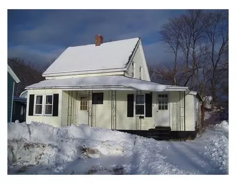 41 Knox St, Millinocket, ME 04462 photo 1