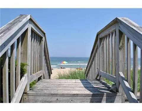 17 Oceanside Dr, Saco, ME 04072 photo 1