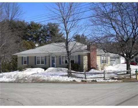8 Noyes Ave, Waterville, ME 04901 photo 1