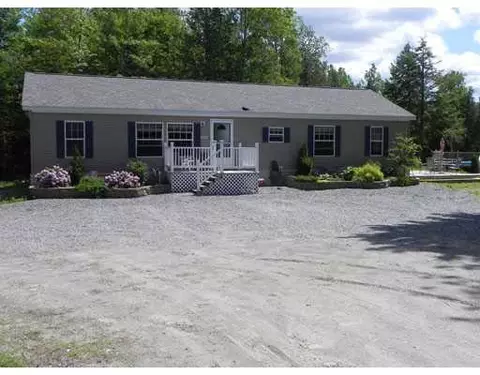 8 Berry Pit Rd, Hudson, ME 04449 photo 1