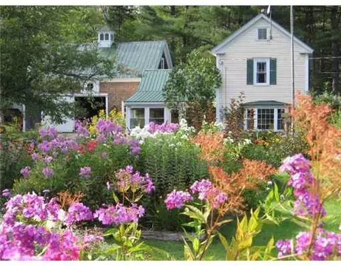 92 Main St, Sumner, ME 04292 photo 1