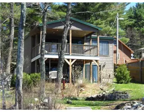 34 Shore Rd, Gray, ME 04039 photo 1