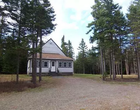 141 Evergreen Cir, Rangeley, ME 04970 photo 1