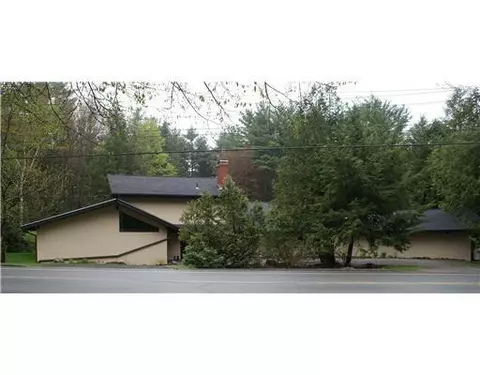 109 Forest Ave, Orono, ME 04473 photo 1