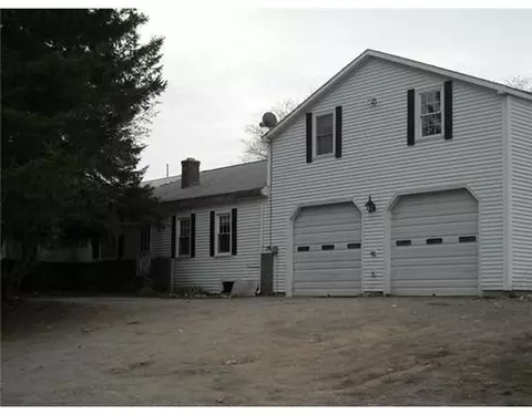 3224 W River Rd, Sidney, ME 04330 photo 1
