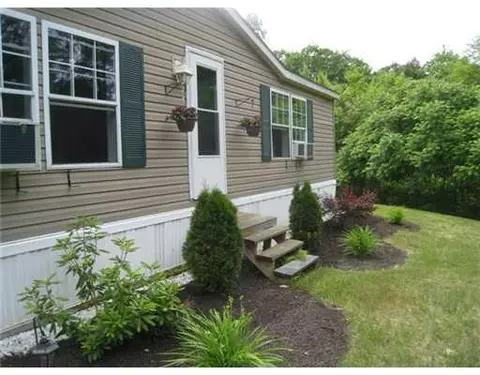 239 Marsh Rd, Sabattus, ME 04280 photo 1