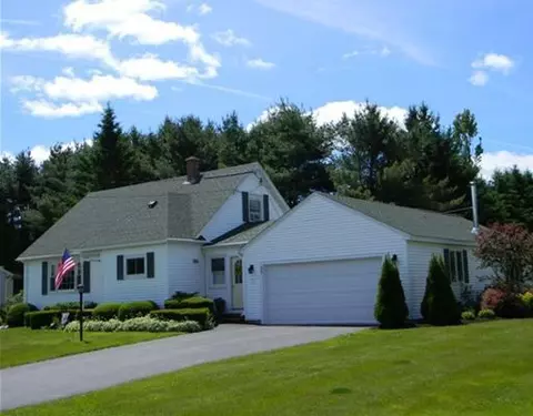 33 Perry Rd, Hampden, ME 04444 photo 1