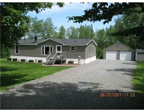 848 Ledge Hill Rd, Corinth, ME 04427 photo 1