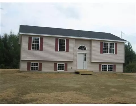 5 Foxtail Ln, Levant, ME 04456 photo 1