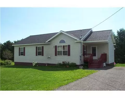 19 Fords Ln, Mapleton, ME 04757 photo 1