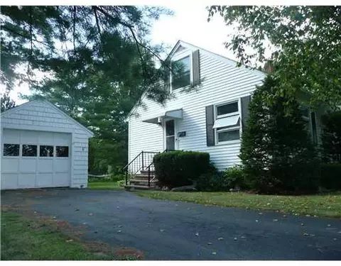 30 Mayfair St, Augusta, ME 04330 photo 1