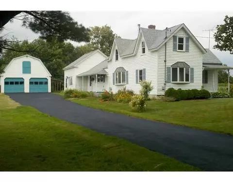 25 Lake Rd, Levant, ME 04456 photo 1