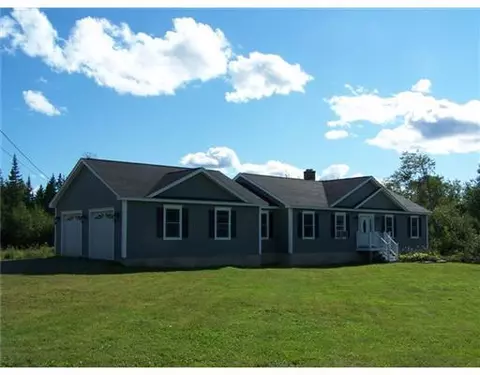 1121 Fuller Rd, Carmel, ME 04419 photo 1