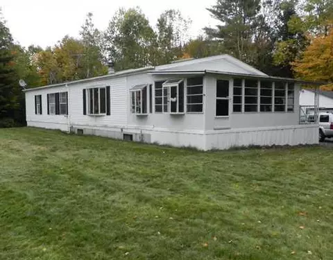 402 Elm St, Limerick, ME 04048 photo 1