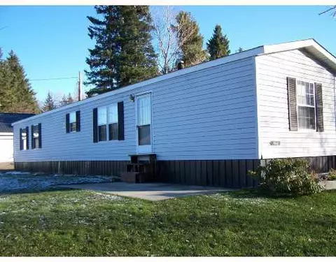 667 Pulcifer Rd, Mapleton, ME 04757 photo 1