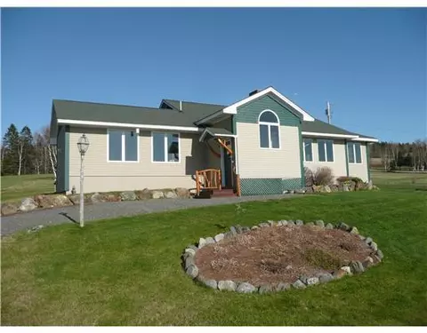 2029 Main St, Rangeley, ME 04970 photo 1