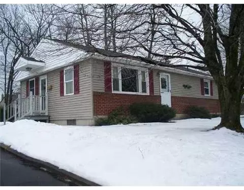 7 Townsend St, Augusta, ME 04330 photo 1
