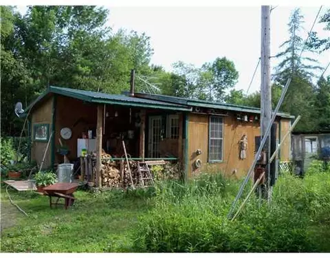 27 Lilac Pl, Unity, ME 04988 photo 1