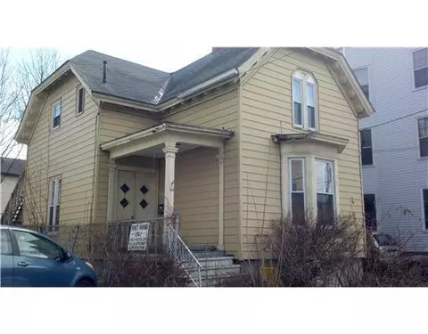84 Bartlett St, Lewiston, ME 04240 photo 1