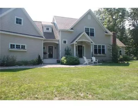 8 Snap Hook Dr, York, ME 03909 photo 1