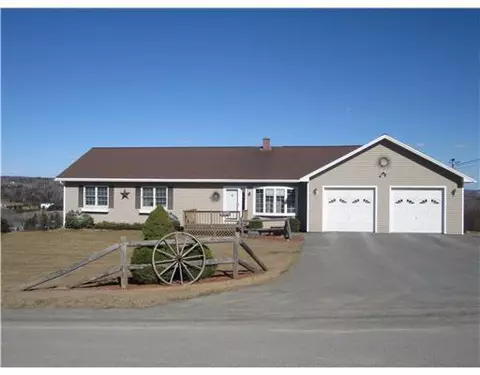 32 Braley Hts, Mapleton, ME 04757 photo 1