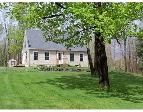 766 Post Rd, Bowdoinham, ME 04008 photo 1