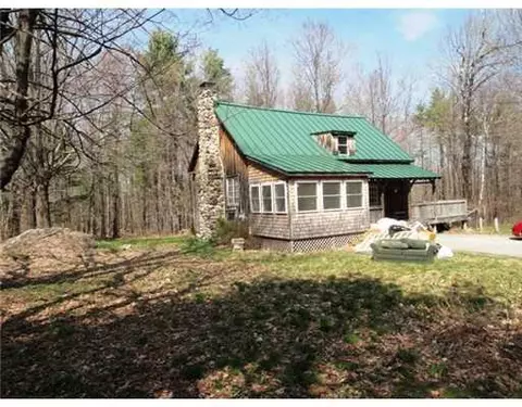 7 Townsend Rd, Hebron, ME 04238 photo 1