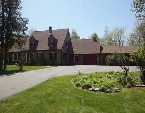 34 Emerald Dr, Hampden, ME 04444 photo 1
