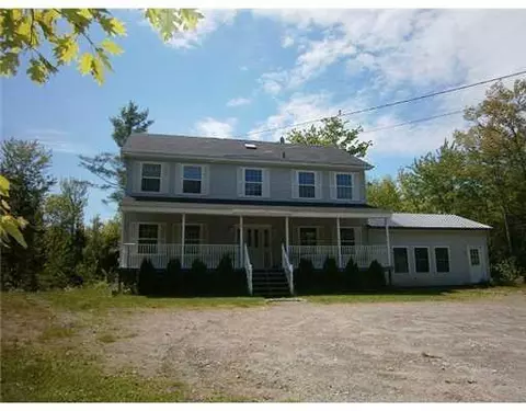 32 Hackett Rd, Winterport, ME 04496 photo 1