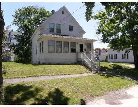 94 Elm St, Millinocket, ME 04462 photo 1