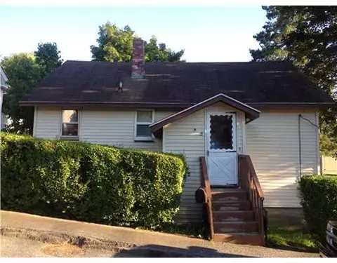 2 Savage St, Augusta, ME 04330 photo 1
