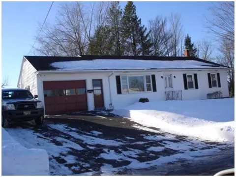 6 First Ave, Augusta, ME 04330 photo 1