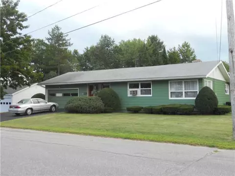 14 Champlain Ave, Lewiston, ME 04240 photo 1