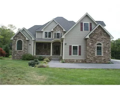 170 Pine Ledge Rd, Bangor, ME 04401 photo 1