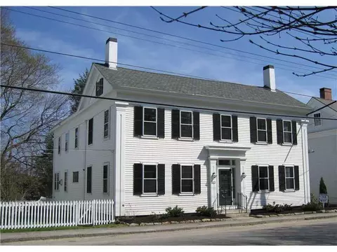 1071 Washington St, Bath, ME 04530 photo 1