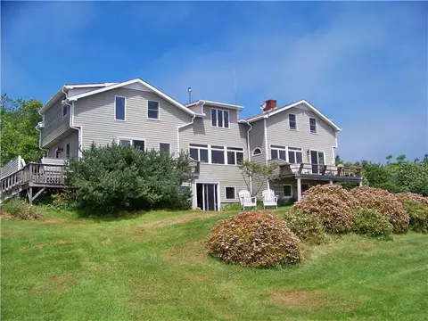 77 York Rd, Vinalhaven, ME 04863 photo 1