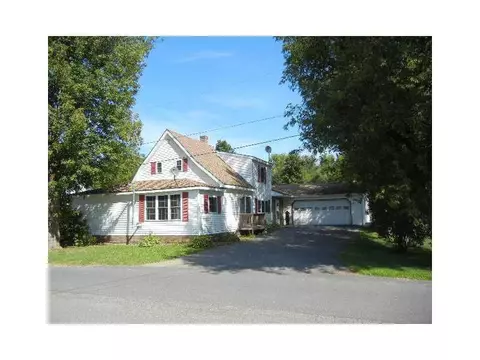 7 Miller St, Mars Hill, ME 04758 photo 1