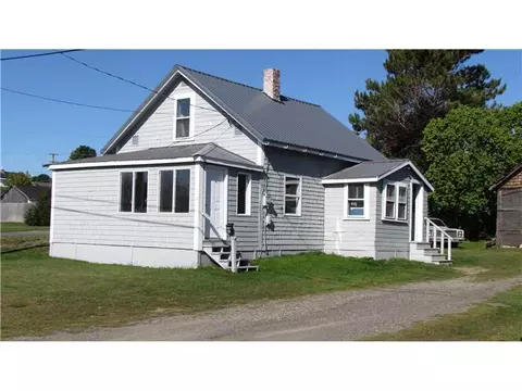 9 Bradley St, Caribou, ME 04736 photo 1
