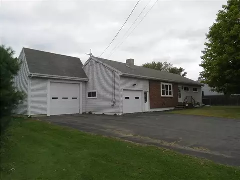 18 Windy St, Augusta, ME 04330 photo 1