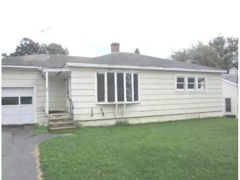 80 Exeter Rd, Corinth, ME 04427 photo 1