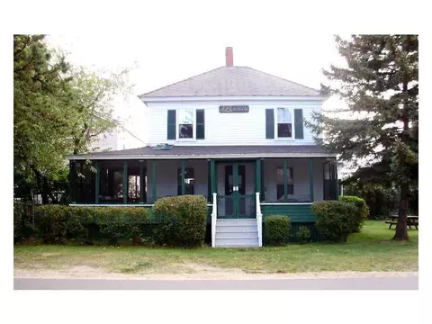 27 Main Ave, Saco, ME 04072 photo 1