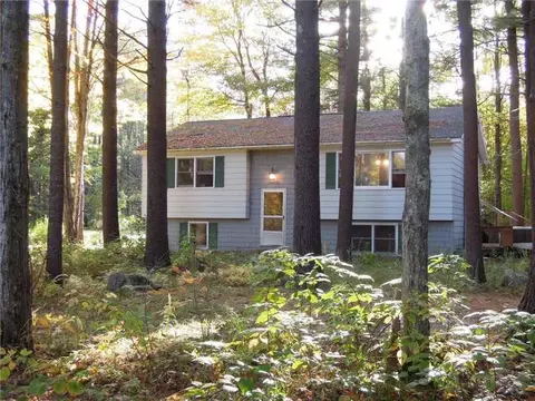 596 Post Rd, Bowdoinham, ME 04008 photo 1