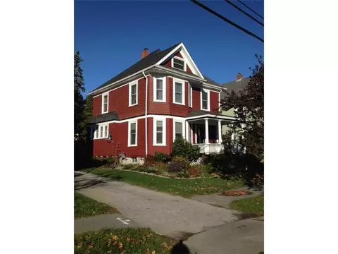 126 Maple St, Bangor, ME 04401 photo 1