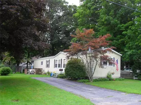 218 Oak St, Bath, ME 04530 photo 1