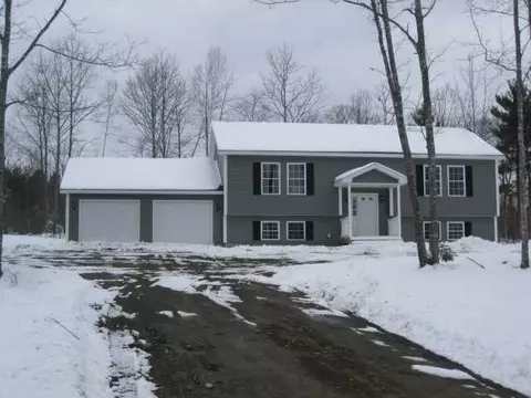 8 Stone Hedge Dr, Windsor, ME 04363 photo 1