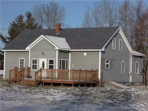 29 Webster Ave, Limestone, ME 04750 photo 1