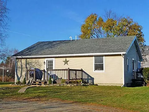 40 Pierce Rd, Brewer, ME 04412 photo 1