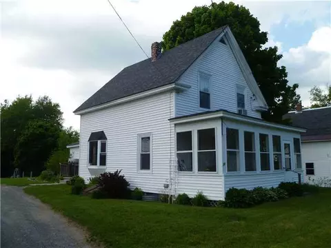 70 Pleasant St, Milo, ME 04463 photo 1