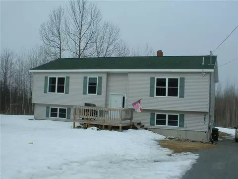 28 Lapoint Rd, Stetson, ME 04488 photo 1